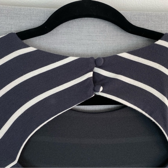 Loft Mini Dress Sz 12 Grey White Stripe Short Sleeve Back Cutout A-line Skirt - Picture 3 of 12